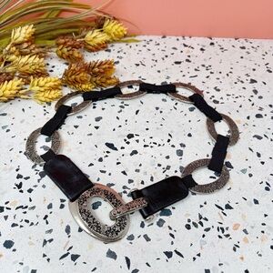 CABI Silver Tone Oval Link Elastic Boho Y2K Women’s Statement Belt Sz S CABI Silver Tone Oval Link Elastic Boho Y2K Women main image 4
